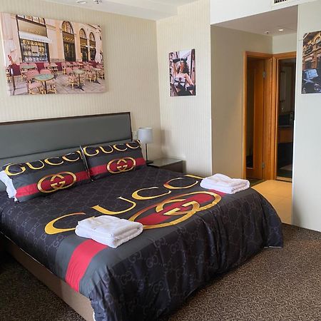 Luxury Privately Owned Ocean View Studio Apartments At O4Ks Gold Tower Gold Coast Eksteriør bilde